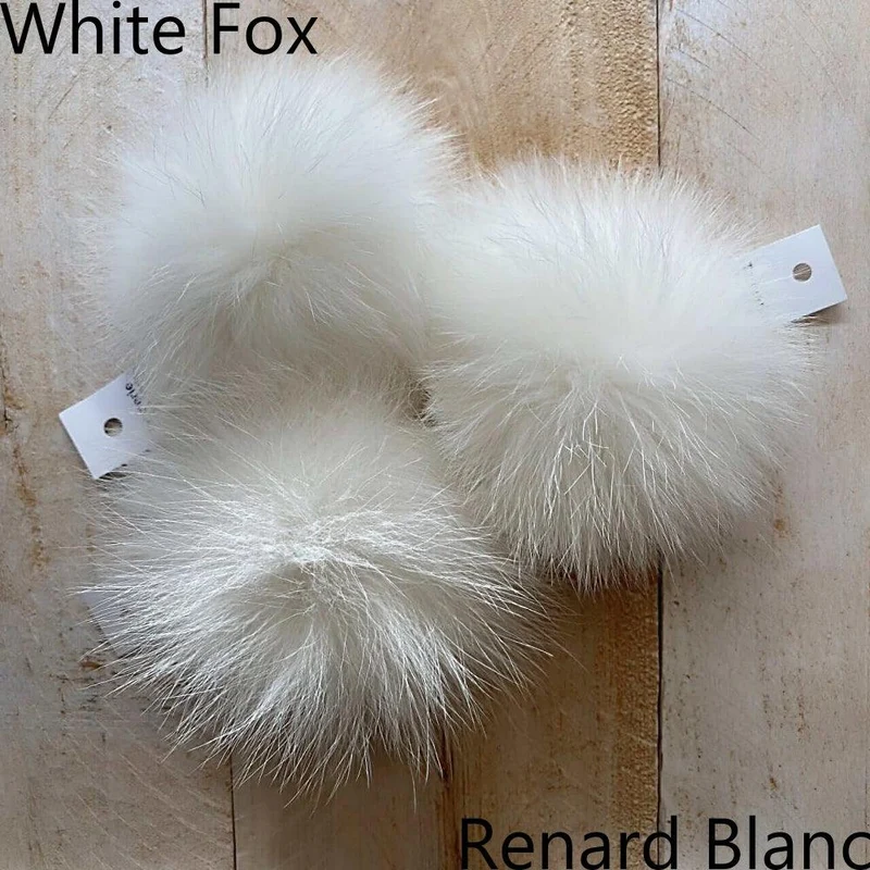 Pom pom by Tannerie des Bois-Francs