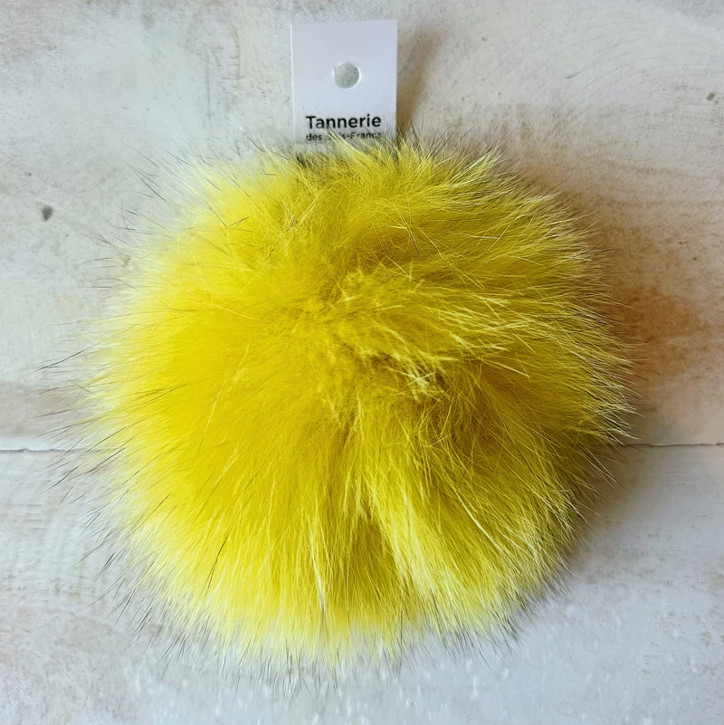 Pom pom by Tannerie des Bois-Francs