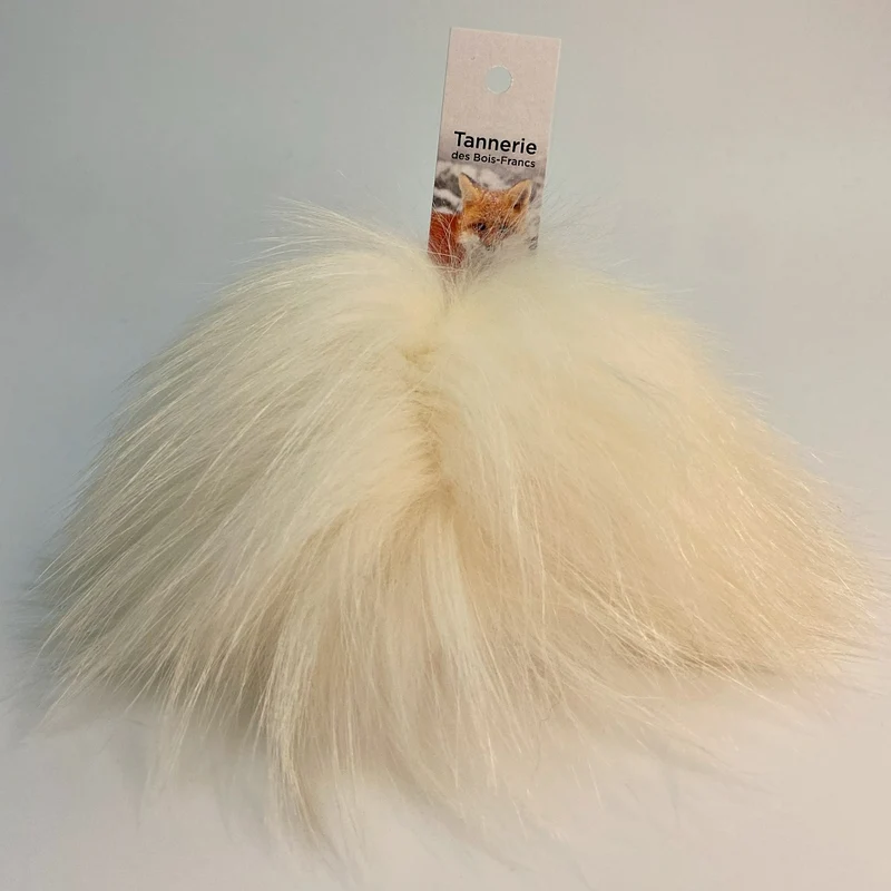 Pom pom by Tannerie des Bois-Francs