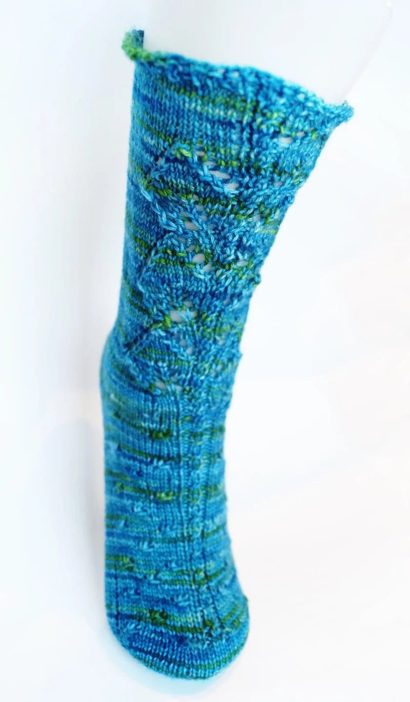 Printemps dans le vent Free Sock Pattern