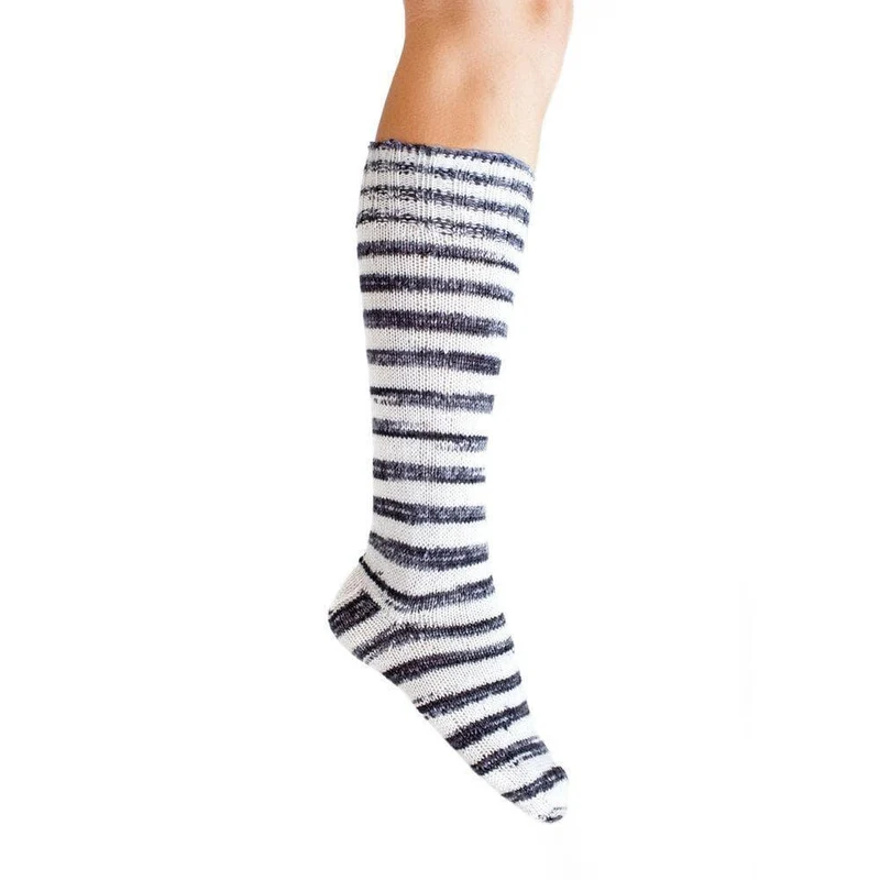 Urth Uneek - Self-Striping Matching Sock-Kit