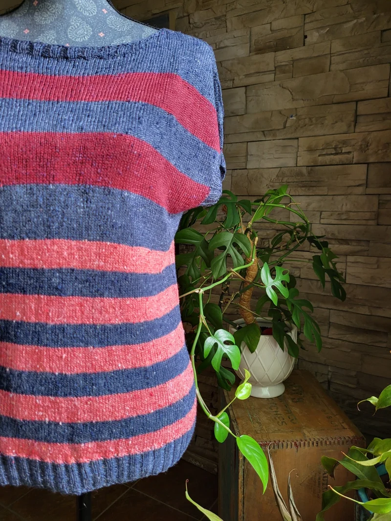 Ciao Bella Tee | Knitting pattern and Optional kits