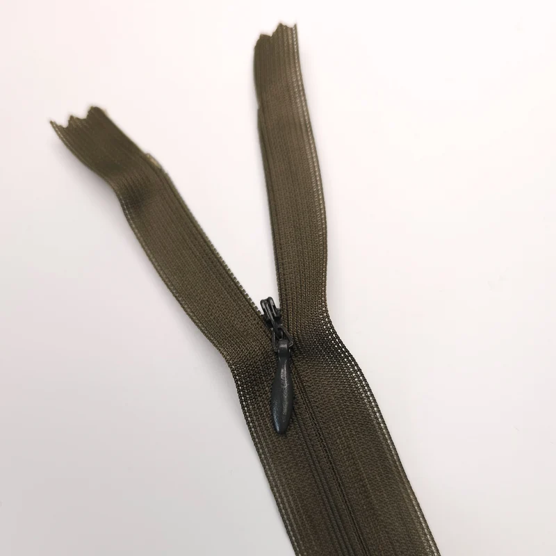 Fermeture Éclair Invisible à Bout Fermé | #2 | 26" / 66 cm