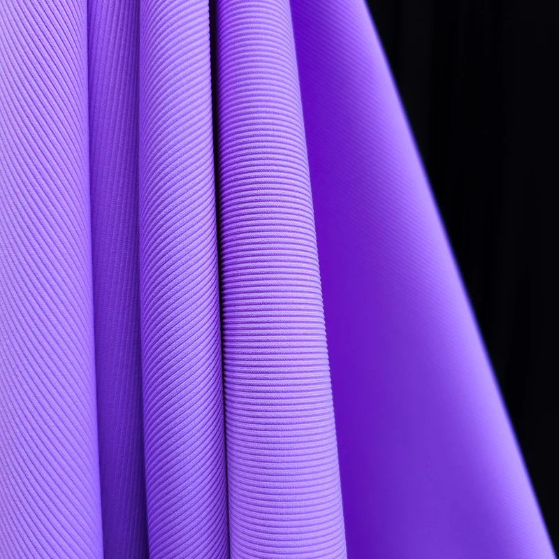 Carvico Bristol | Tissu côtelé pour maillots de bain & vêtements de sport