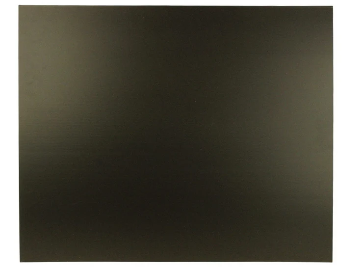 Fluted plastic - black - 36 x 48 "